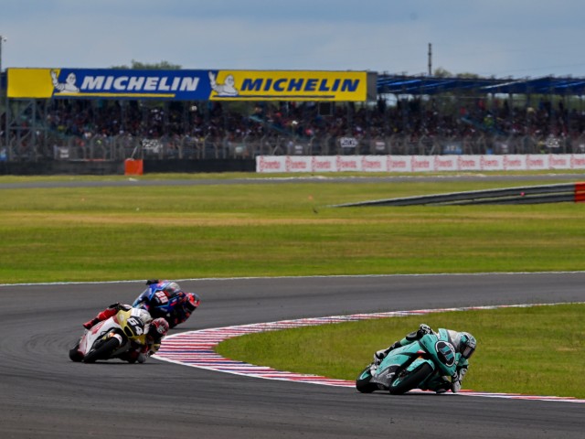 ALEX ESCRIG BRILLA EN ARGENTINA CON UN SÓLIDO DEBUT EN LA CARRERA Y UNA EXCELENTE CLASIFICACIÓN