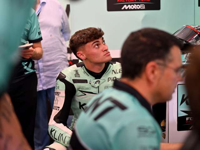 ALEX ESCRIG CIERRA UN FIN DE SEMANA DE APRENDIZAJE EN QATAR Y YA PIENSA EN JEREZ