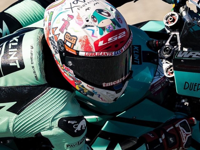 Alex Escrig firma un gran nivel en el GP de Cataluña pese al duro final
